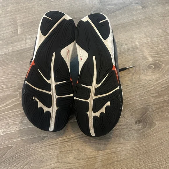 Altra Paradigm Size 11 Running Shoes Mens Gray Black  ALM1948G220 Shoes - Picture 7 of 7